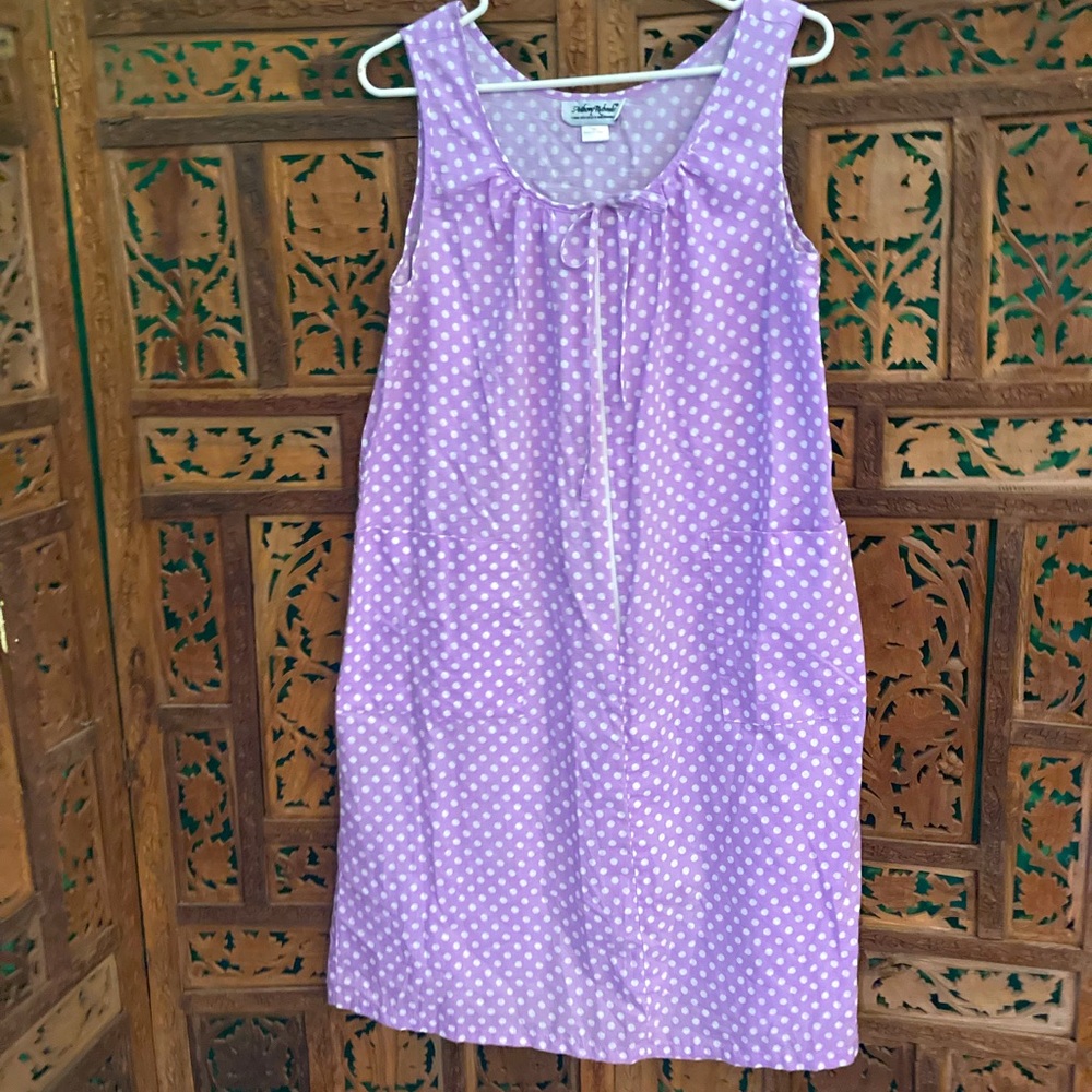 Vintage house dress in lilac polka dots
